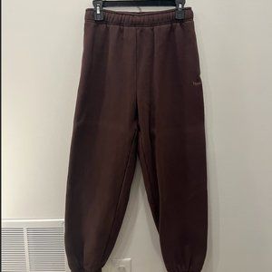 Aritzia TNA Sweatpants